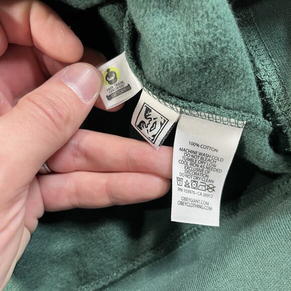 OBEY SWEATER VEST MENS LARGE GREEN V NECK EMBROIDERED DOG LOGO 100% COTTON - Picture 5 of 9